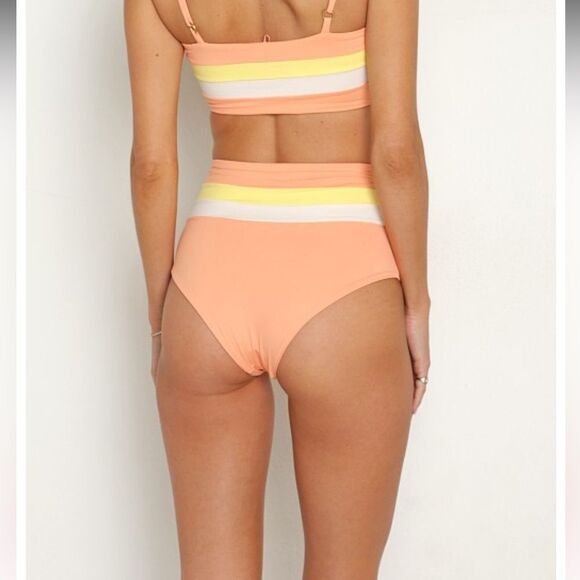 L*Space Orange and Yellow Bikini Retro-Inspired Swimwear S/XS Set - Picture 6 of 8